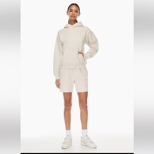 Aritzia TNA Cozy Fleece Perfect Hoodie